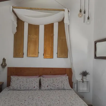 Bed & Breakfast La Casina Di Iris 3*